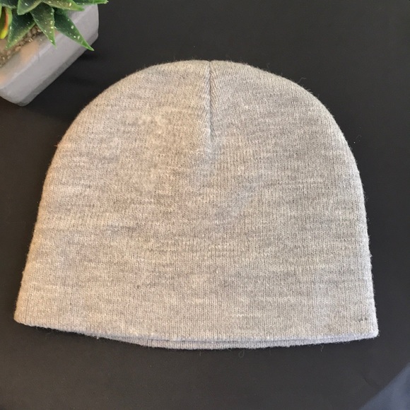 Roots Beanie - Picture 2 of 3
